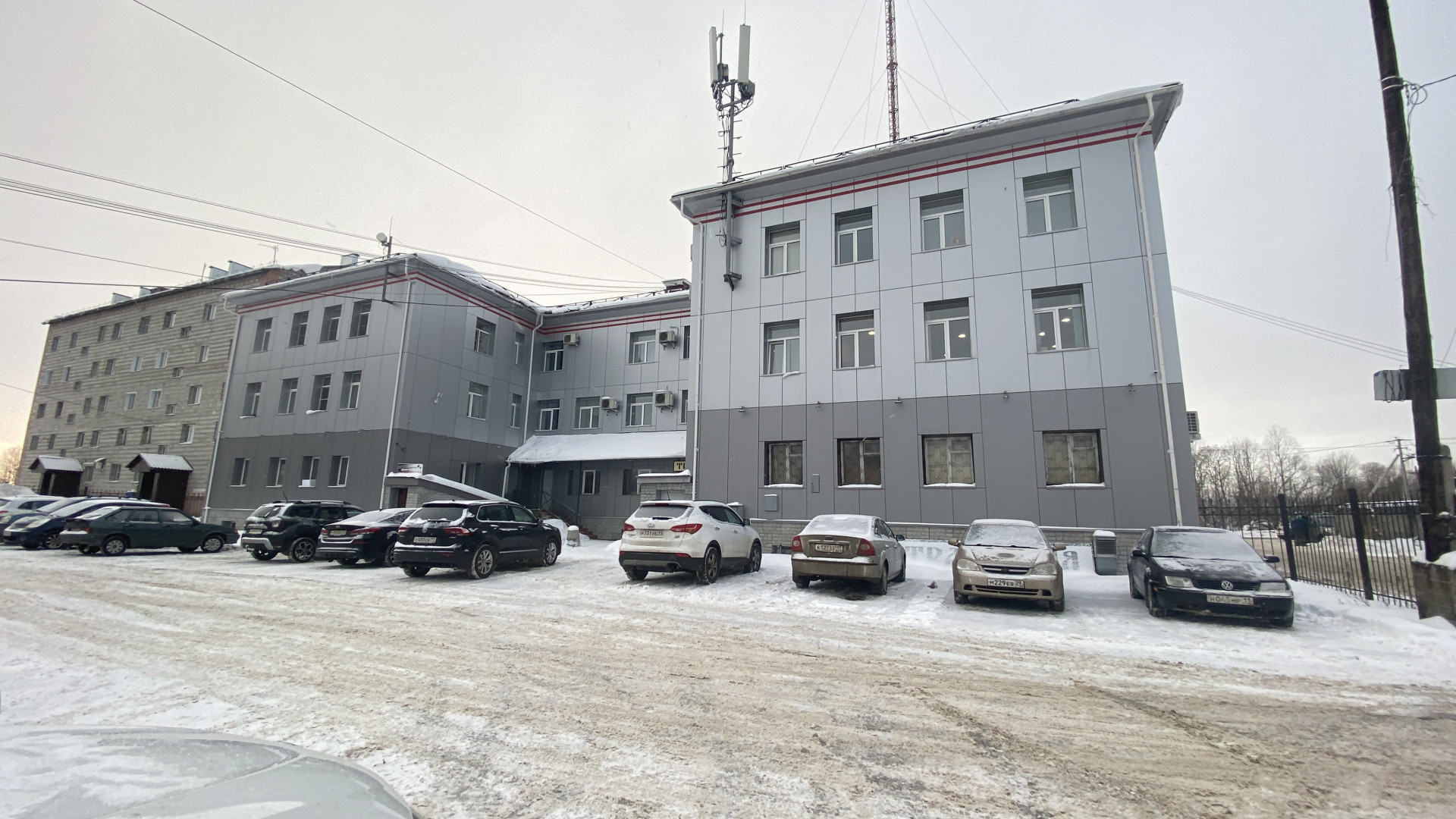 Продам недвижимость в сфере услуг 273 м.кв.