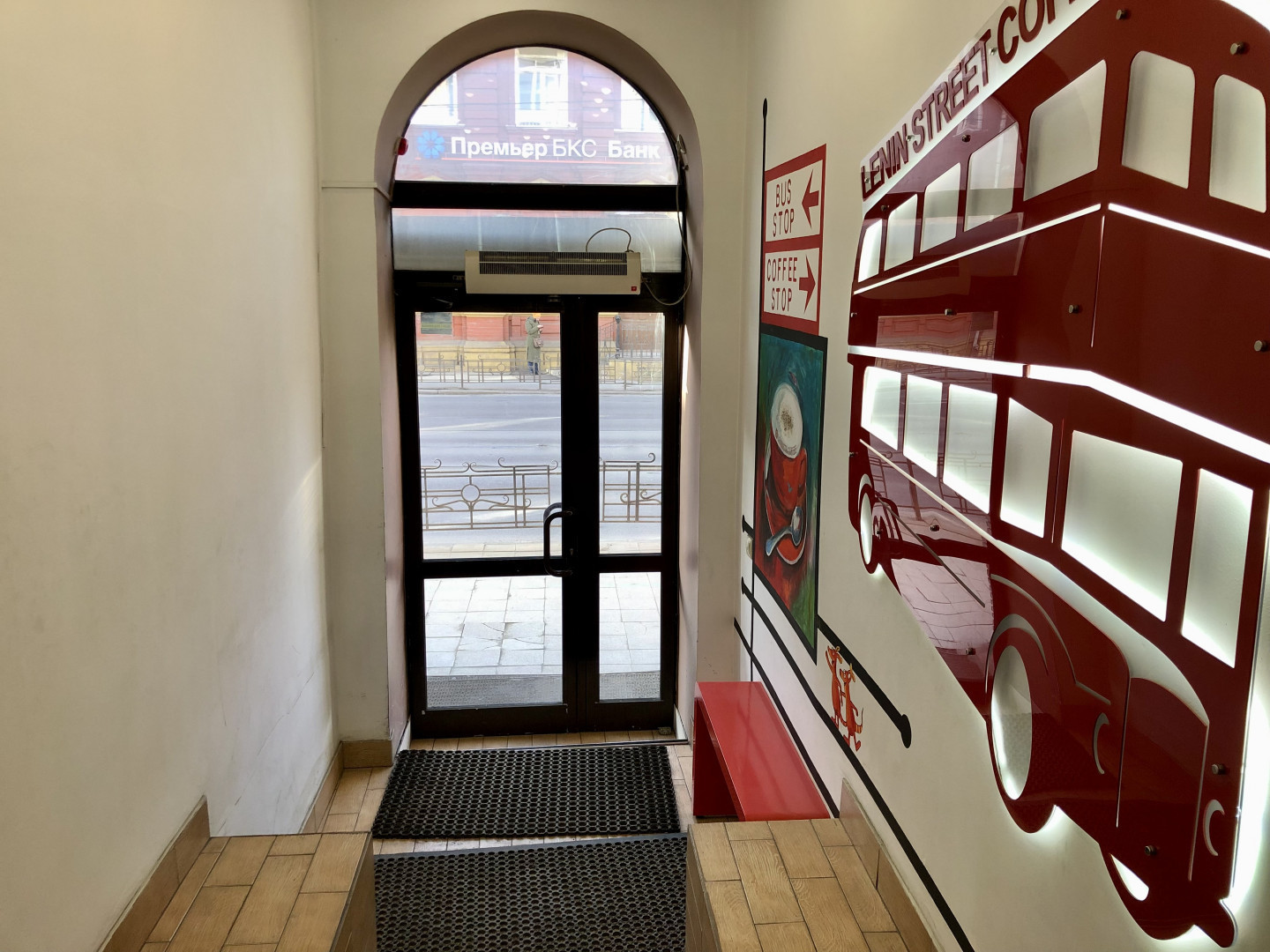 Продам магазин 56.9 м.кв.