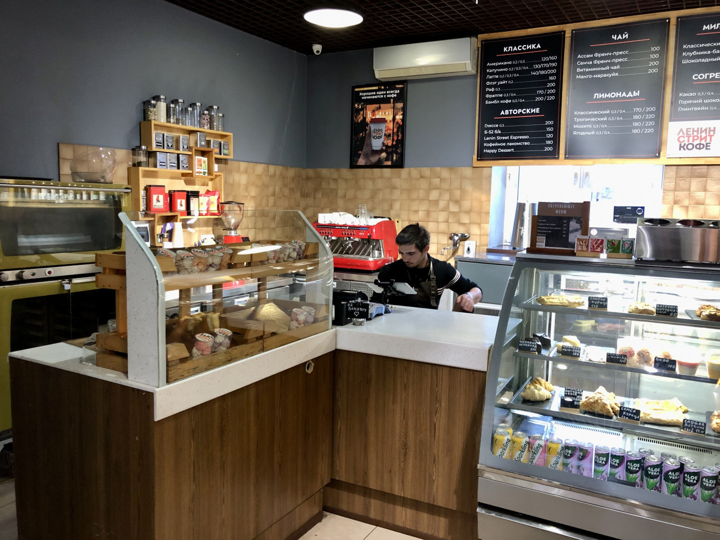 Продам магазин 56.9 м.кв.