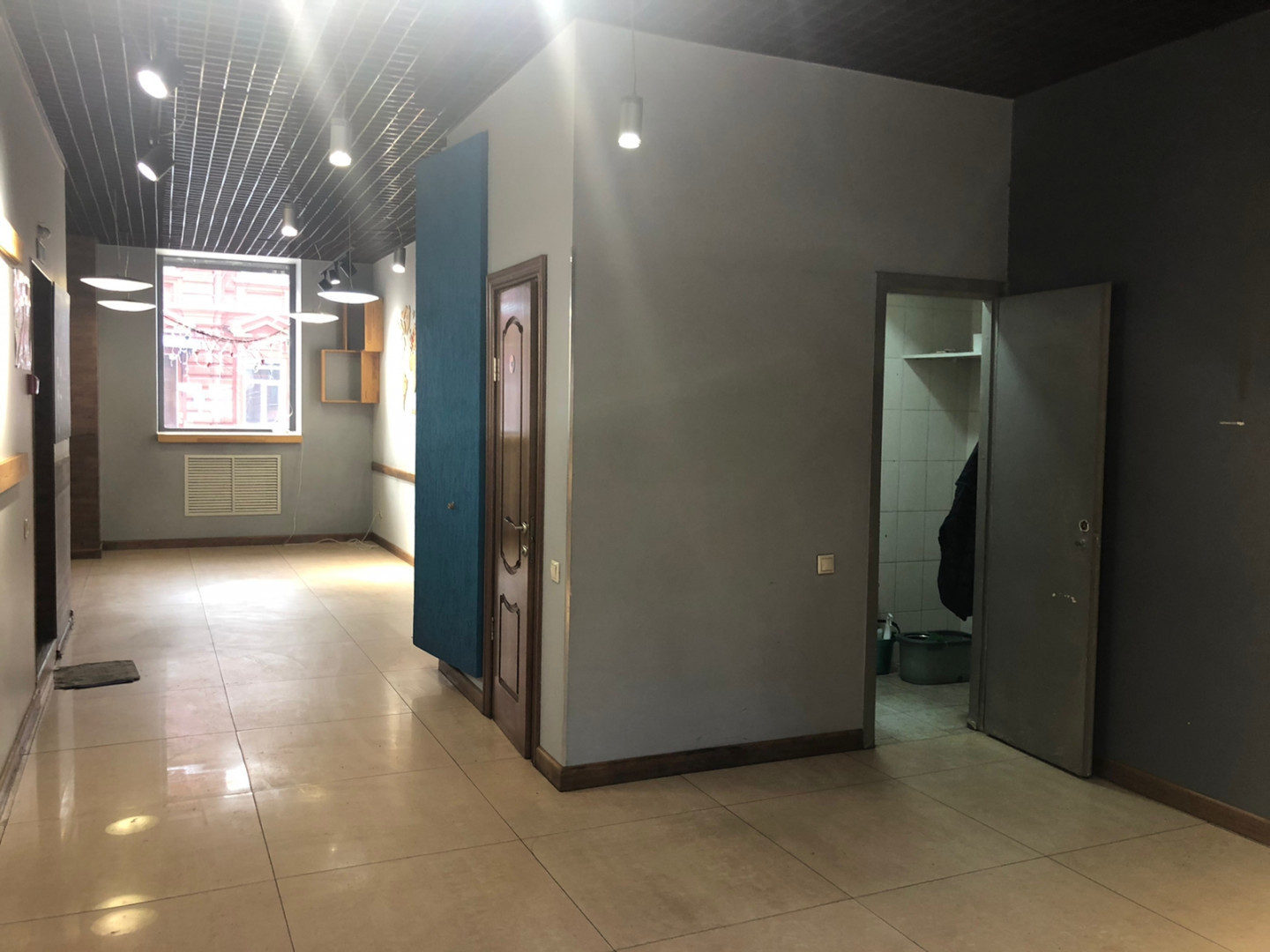 Продам магазин 56.9 м.кв.