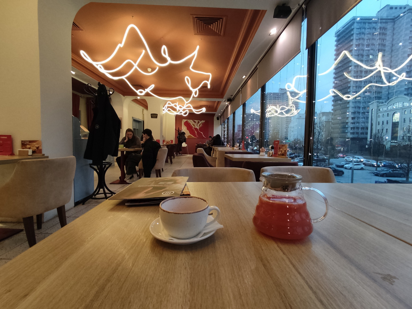 Продам недвижимость под общепит 205.3 м.кв.