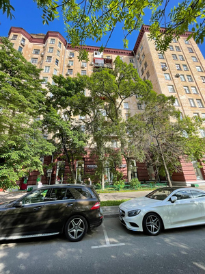 Продам квартиру в Москве по адресу Комсомольский пр-кт, 41, площадь 665 квм Недвижимость Москва (Россия) #8424359#
