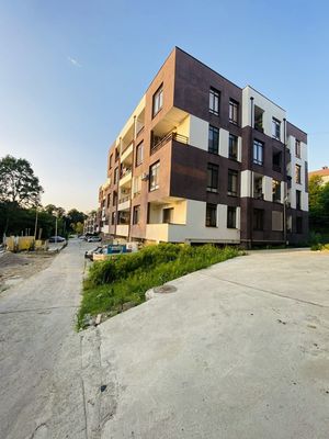 Продам квартиру в Сочи по адресу Фронтовик тер СНТ, 69, площадь 54 квм Недвижимость Краснодарский край (Россия) Полноценная двухкомнатная квартира общей площадью 54 м2 в ЖК Люксембург