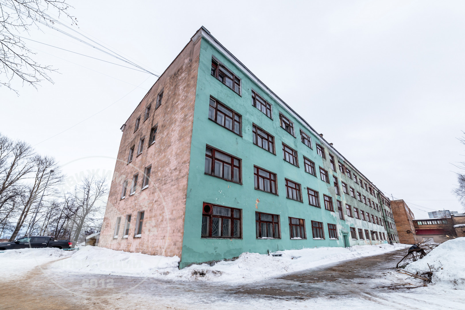 Продам помещение свободного назначения 4929 м.кв.