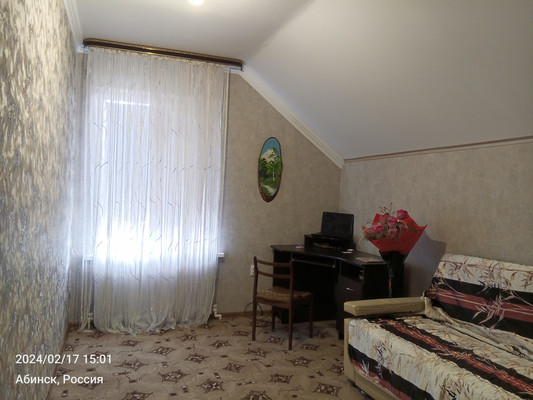 Продам дом в Абинске по адресу Азовская ул, площадь 1373 квм Недвижимость Краснодарский край (Россия)