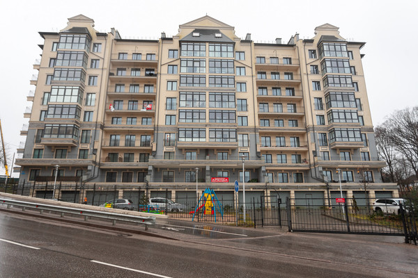 Продам квартиру в Пионерском по адресу Комсомольская ул, 14, площадь 385 квм Недвижимость Калининградская  область (Россия) Элитный дом построен по эксклюзивному проекту в престижном районе в 2020 году
