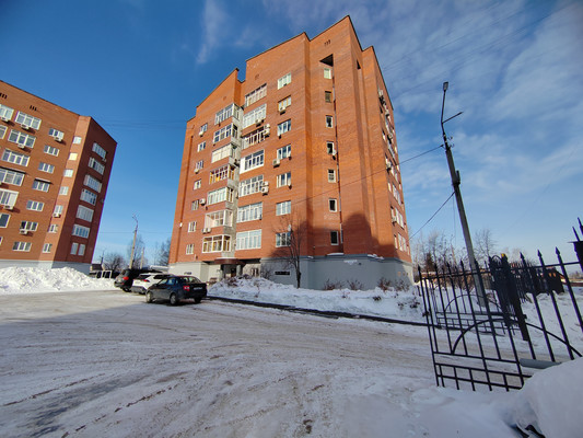 Продам квартиру в Нижнем Тагиле по адресу Дружинина ул, 64, площадь 157 квм Недвижимость Свердловская  область (Россия)  м