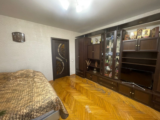 Продам квартиру в Москве по адресу Пивченкова ул, 1к3, площадь 619 квм Недвижимость Москва (Россия) Арт