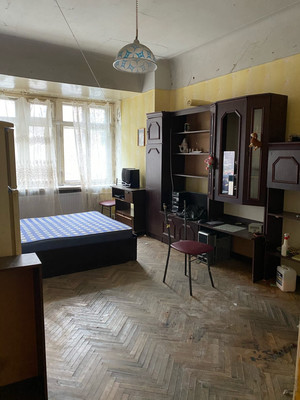 Продам комнату в Санкт-Петербурге по адресу Декабристов ул, 29, площадь 637 квм Недвижимость Санкт-Петербург и окрестности (Россия)  Предлагаются две изолированные комнаты площадью 18,4+9,5 м2 в трехкомнатной квартире