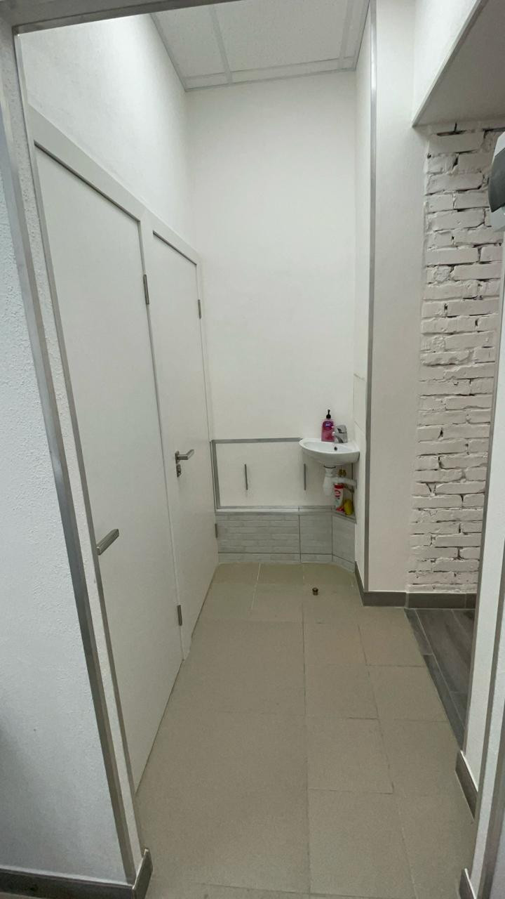 Сдам в аренду магазин 103 м.кв.