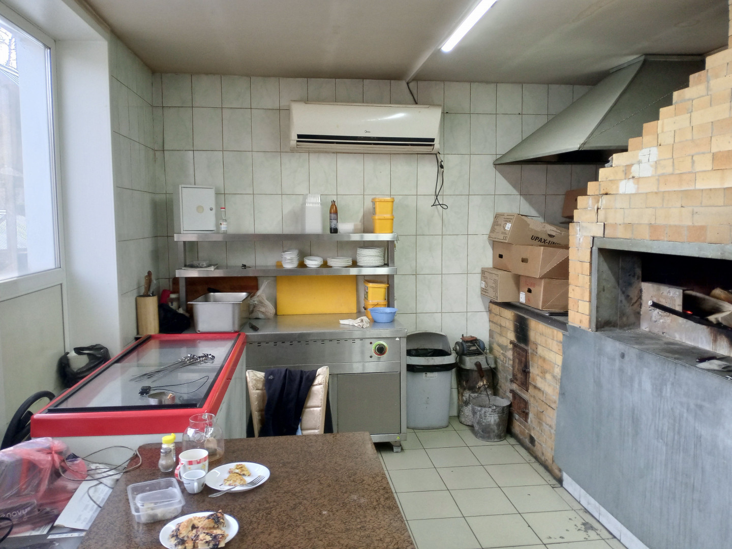 Продам магазин 300 м.кв.