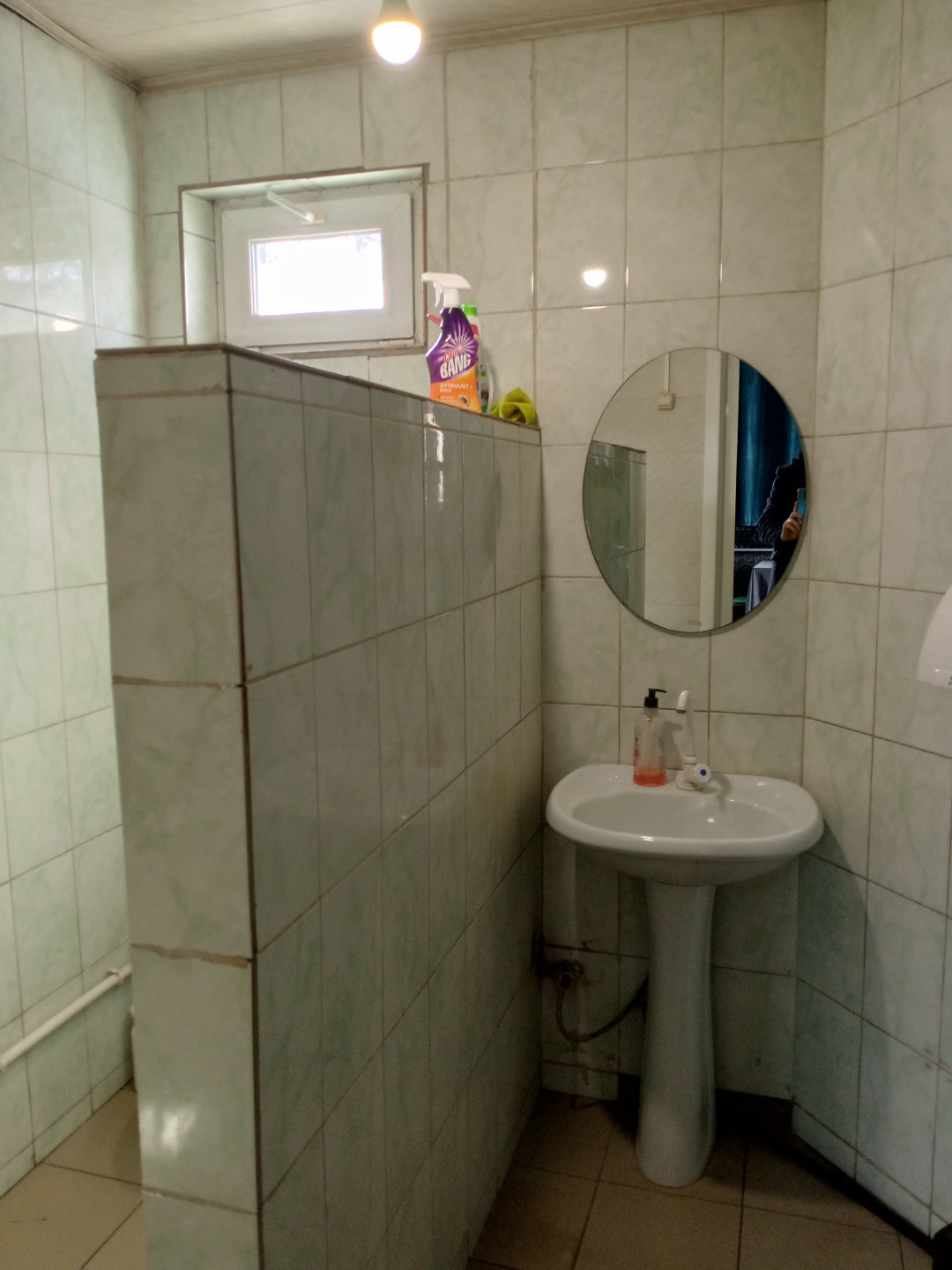 Продам магазин 300 м.кв.