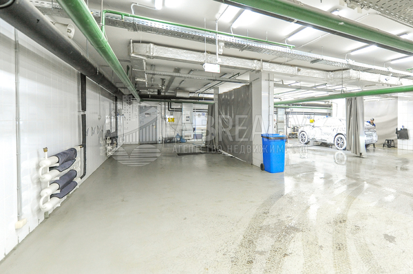 Фото: Продам мойку 780 м2, Усачёва ул, 11к, Москва г test