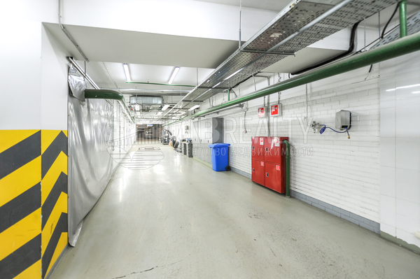 Фото: Продам мойку 780 м2, Усачёва ул, 11к, Москва г test