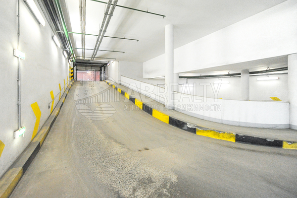 Фото: Продам мойку 780 м2, Усачёва ул, 11к, Москва г test