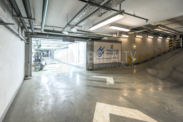 Фото: Продам мойку 780 м2, Усачёва ул, 11к, Москва г test