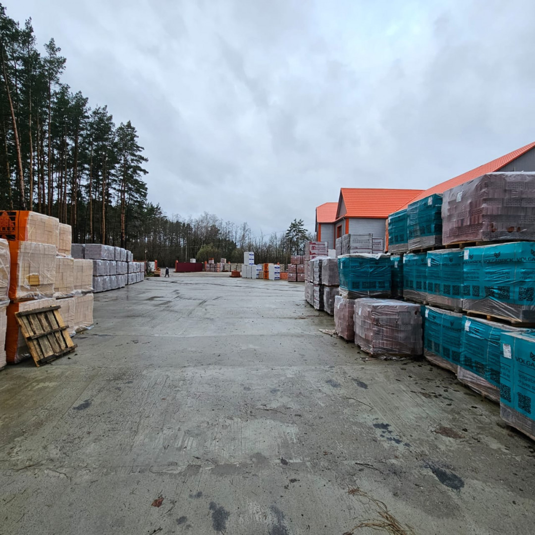 Продам помещение свободного назначения 1800 м.кв.