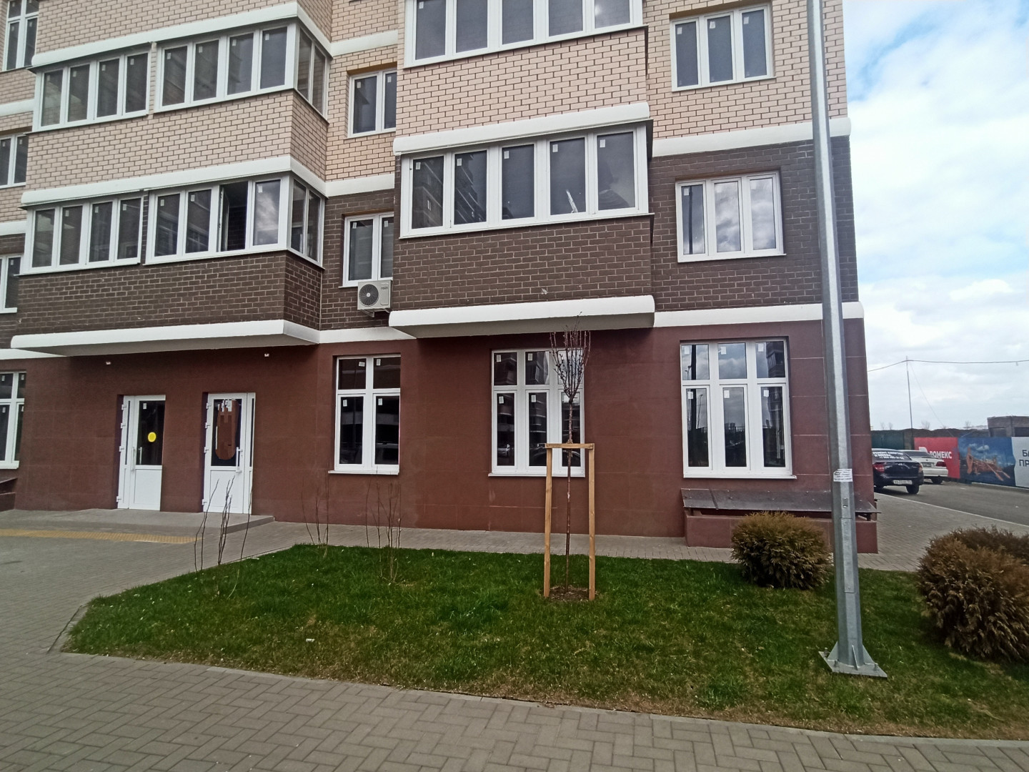 Сдам в аренду магазин 248.6 м.кв.
