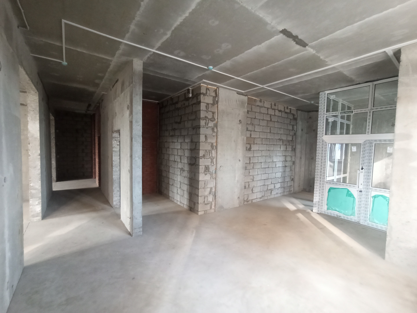 Сдам в аренду магазин 248.6 м.кв.