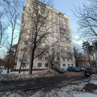 Продам квартиру в Москве по адресу Бакинская ул, 5, площадь 386 квм Недвижимость Москва (Россия)  По согласованию с собственником можно будет оставить мебель для проживания