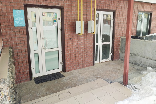 Фото: Сдам коммерческое помещение 98.8 м2, Очеретина ул, 8, Екатеринбург г test