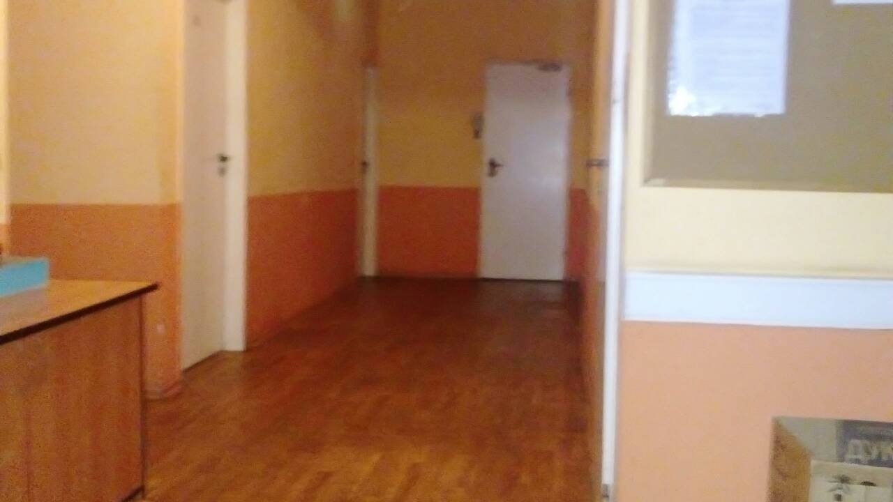 Продам склад 1100 м.кв.