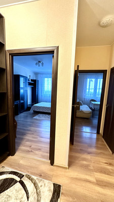Продам квартиру в Кокошкино по адресу Ленина ул, 12, площадь 43 квм Недвижимость Москва (Россия) Квартира представлена в комфортных цветах современного ремонта