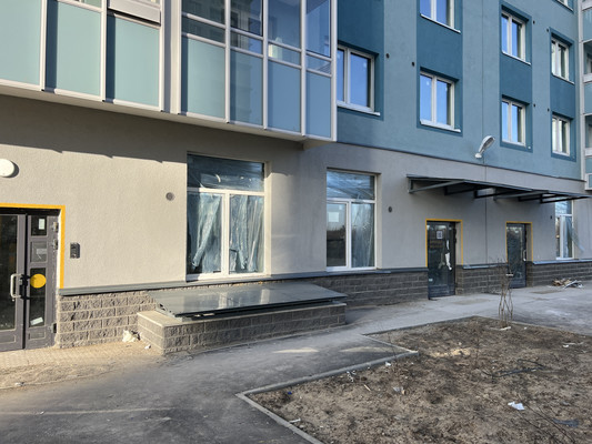 Фото: Сдам в аренду торговое помещение в ЖК Цветной город test