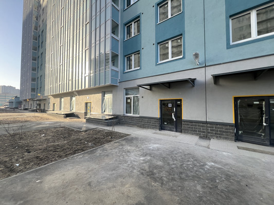 Фото: Сдам в аренду торговое помещение в ЖК Цветной город test