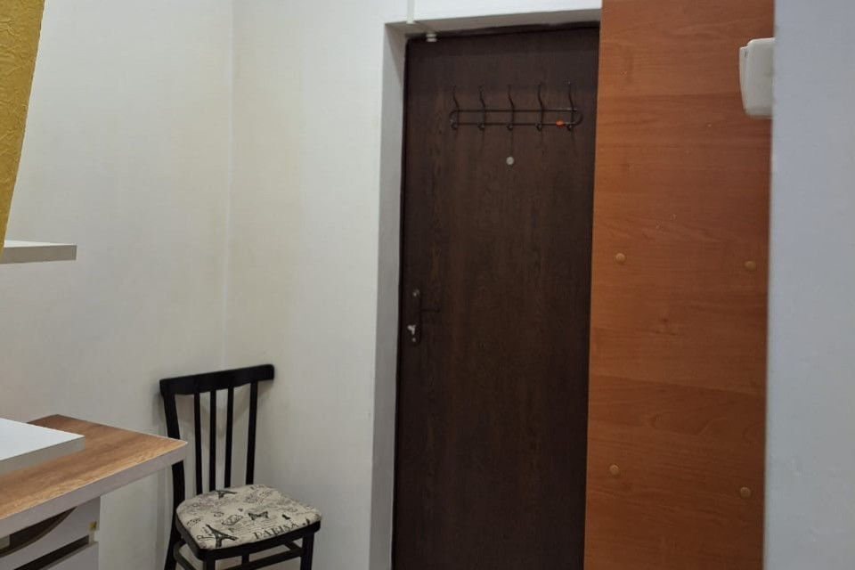 Продам магазин 24.5 м.кв.