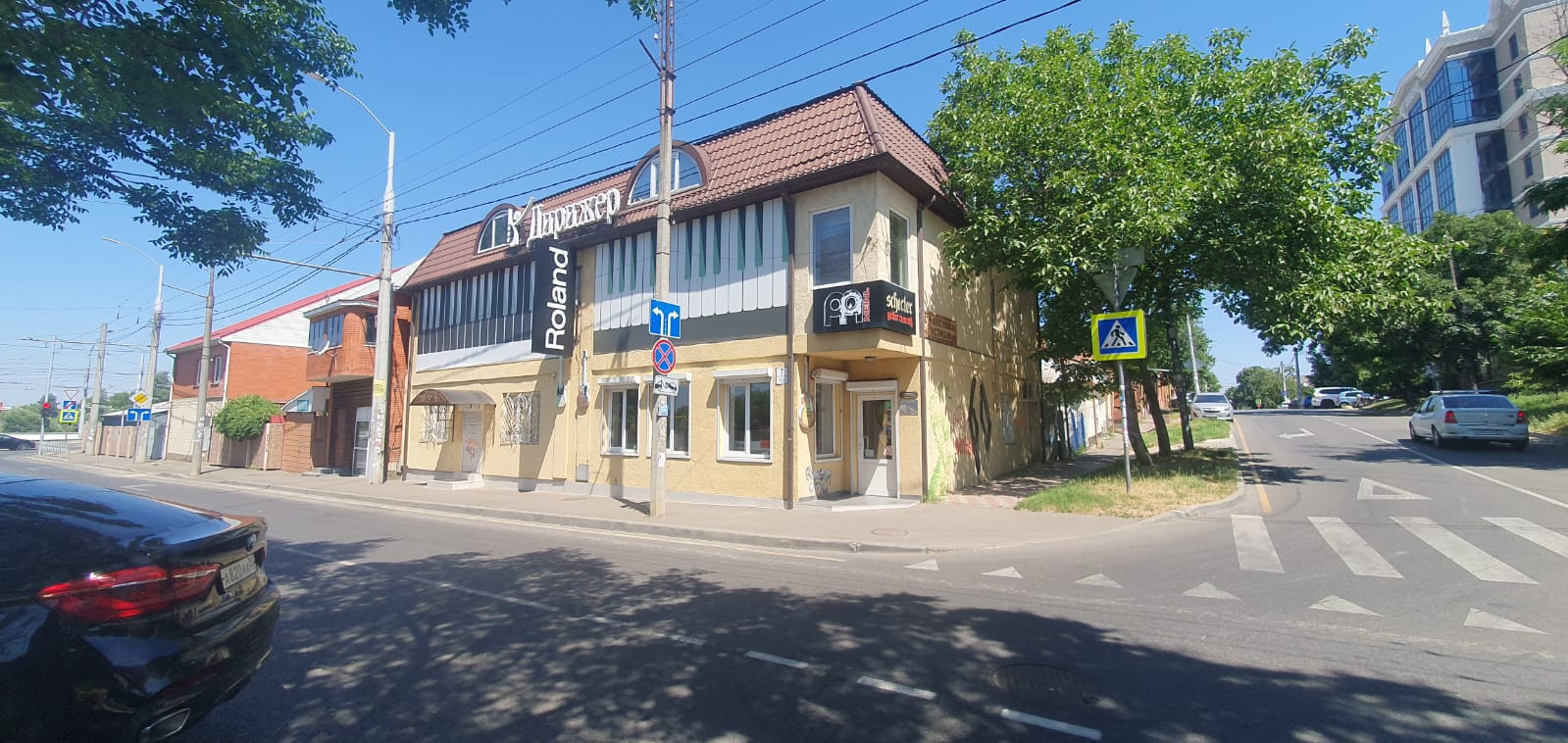 Сдам в аренду магазин 391.8 м.кв.
