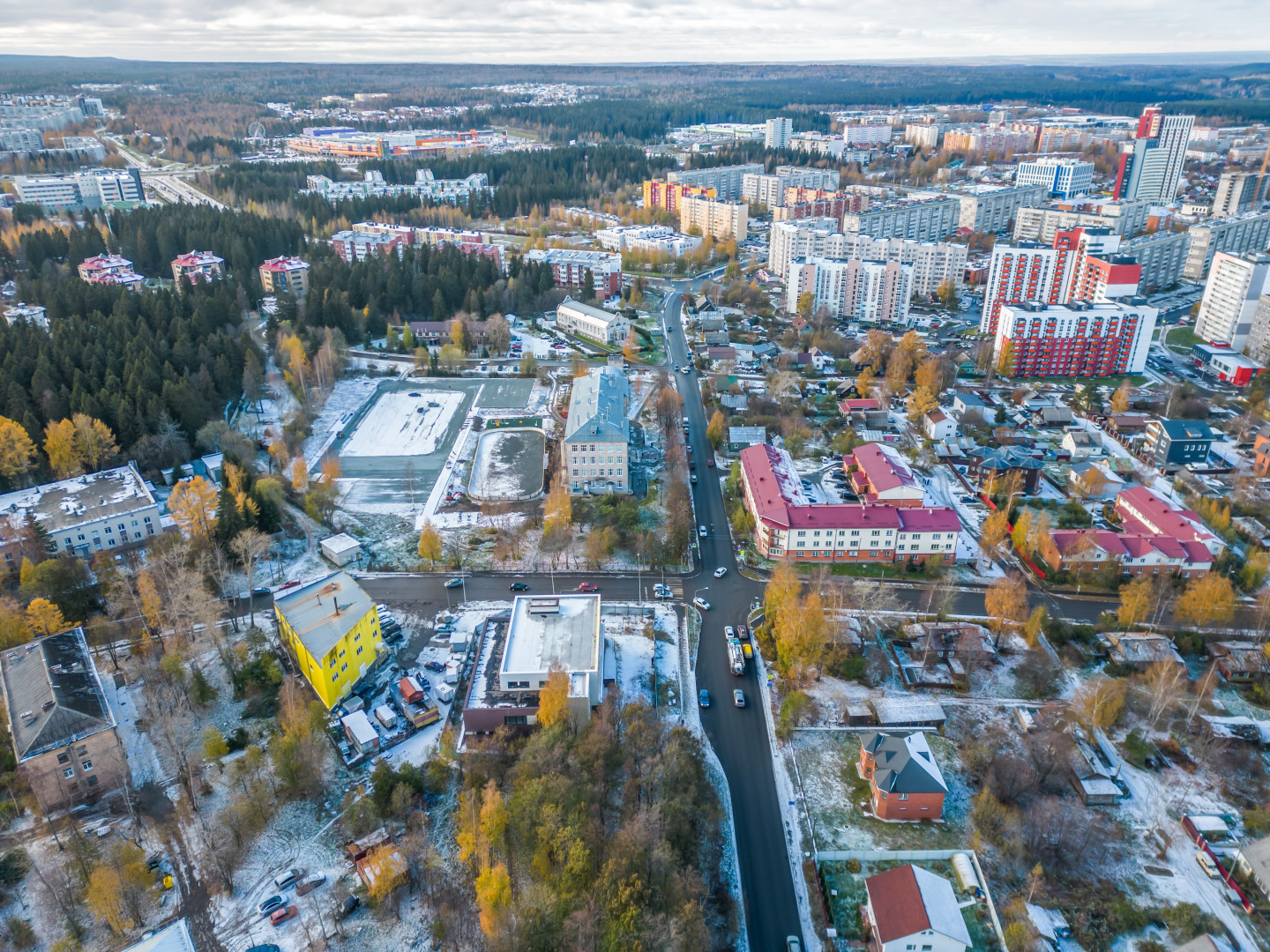 Продам помещение свободного назначения 2426 м.кв.