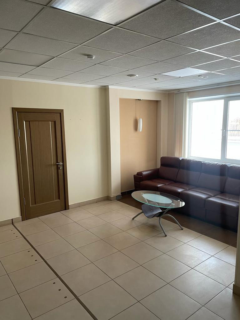 Сдам в аренду офис 750 м.кв.