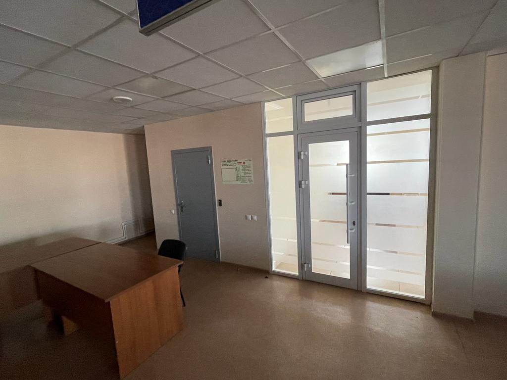 Сдам в аренду офис 750 м.кв.