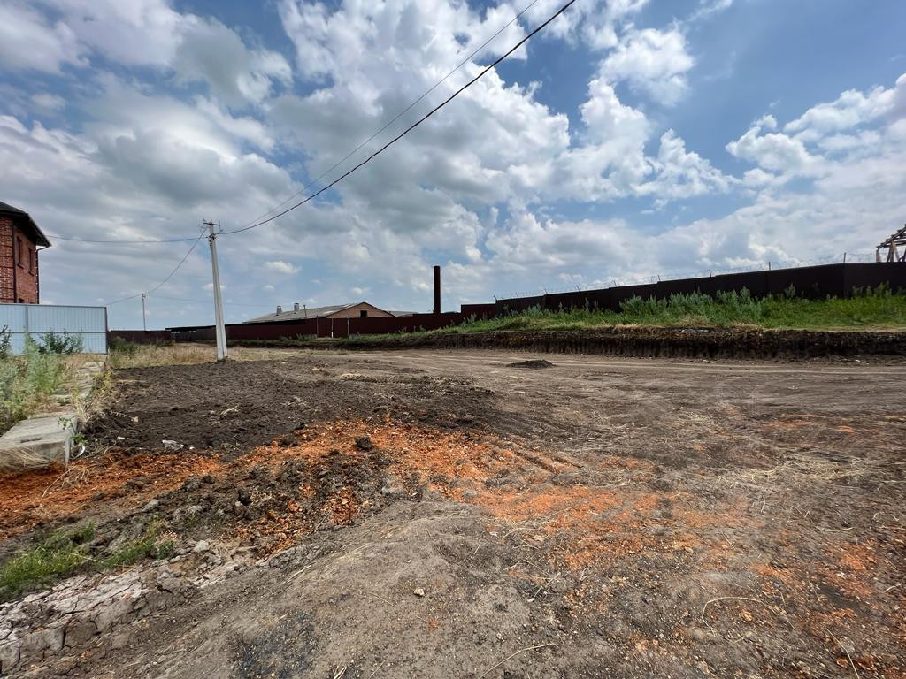 Сдам в аренду магазин 900 м.кв.