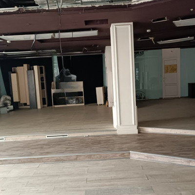 Фото: Встроенное помещение на 1 этаже . test