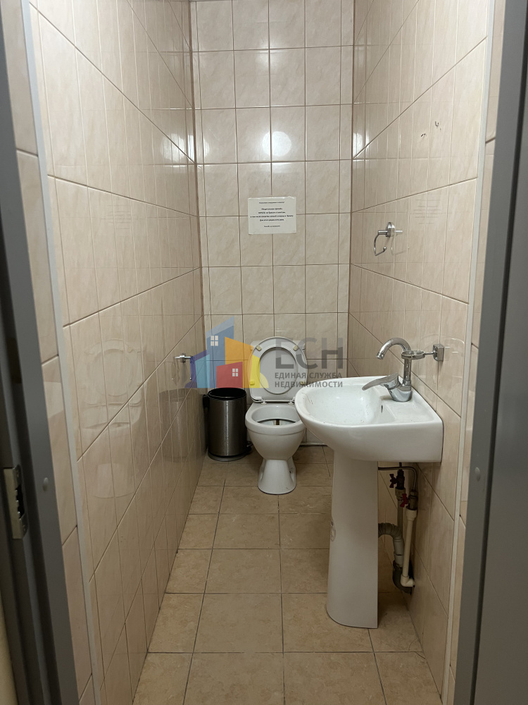 Сдам в аренду офис 73 м.кв.