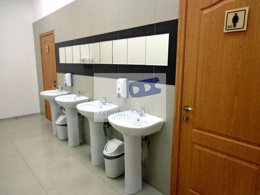 Фото: Офис 52,5 кв.м. в офисном проекте на Юфимцева test