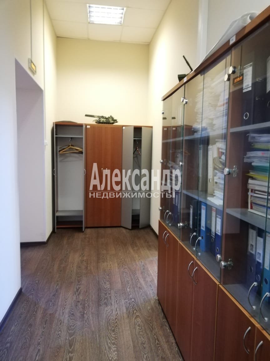 Сдам в аренду офис 384.3 м.кв.