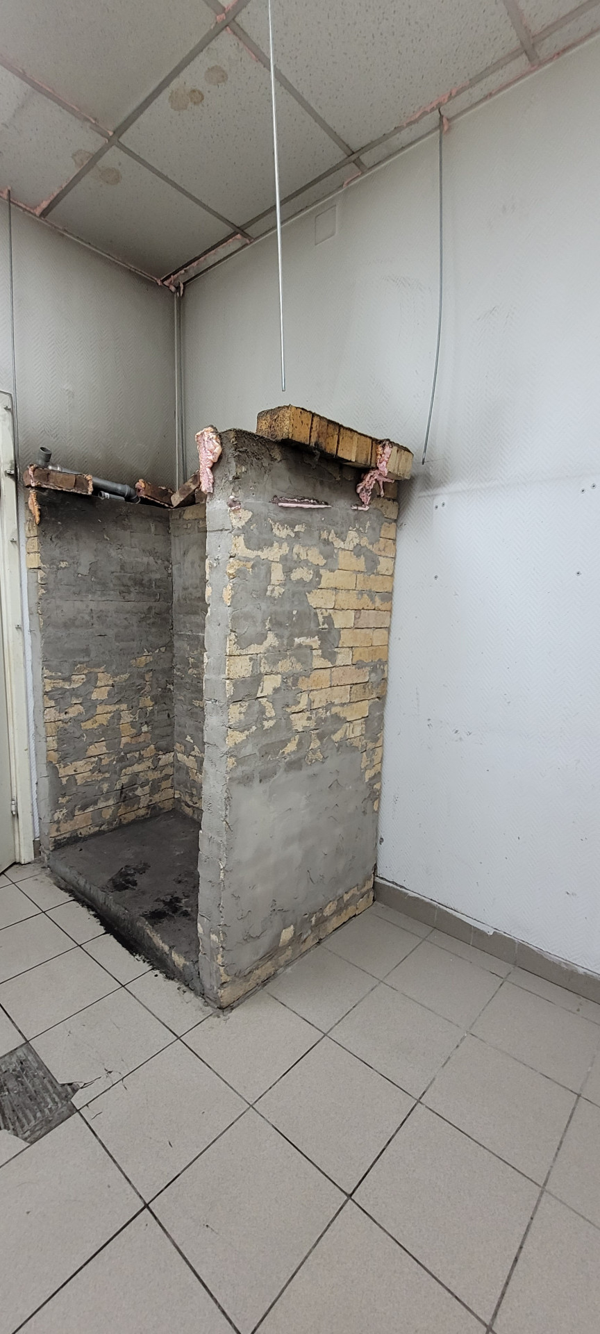 Сдам в аренду магазин 88 м.кв.