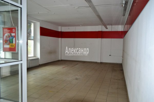 Фото: Аренда коммерческого помещения ЛО, Приозерский р-н, Приозерск г., Привокзальная ул., д. 5 test