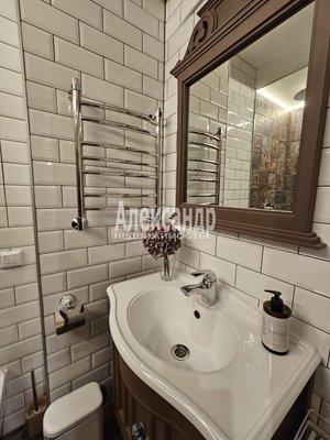 Фото: Продажа коммерции СПб, Василеостровский р-н, Опочинина ул., д. 17 test