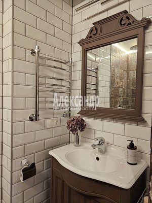 Фото: Продажа коммерции СПб, Василеостровский р-н, Опочинина ул., д. 17 test