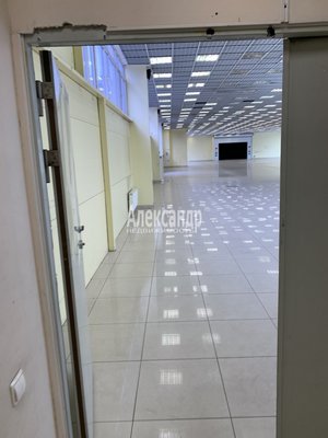 Фото: Аренда коммерческого помещения СПб, Приморский р-н, Комендантский просп., д. 9 test