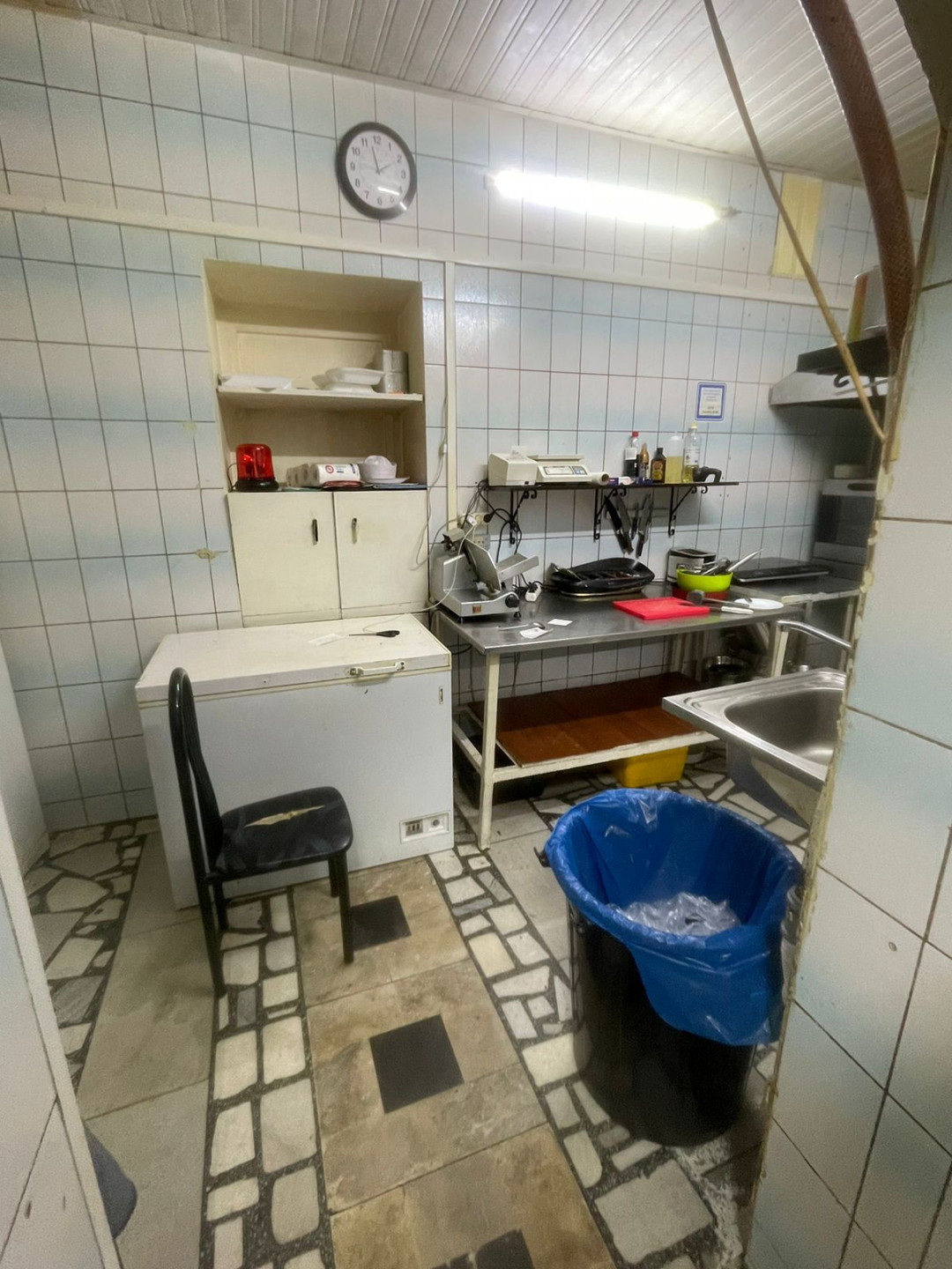 Сдам в аренду недвижимость под общепит 156.5 м.кв.