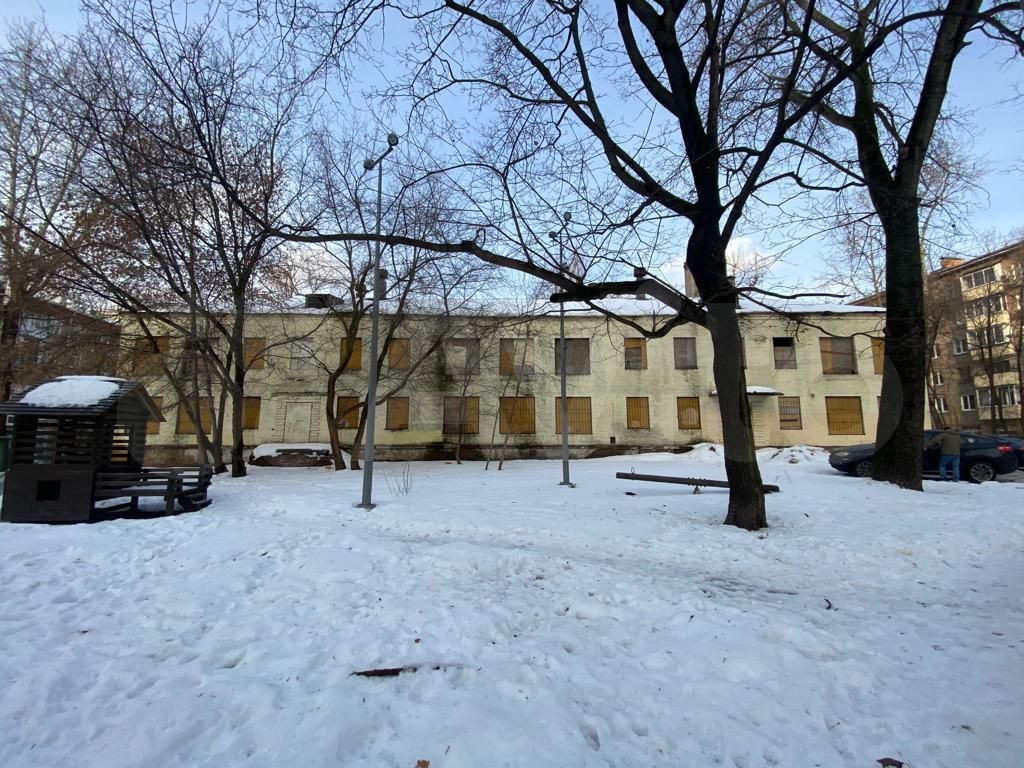 Сдам в аренду магазин 1055 м.кв.