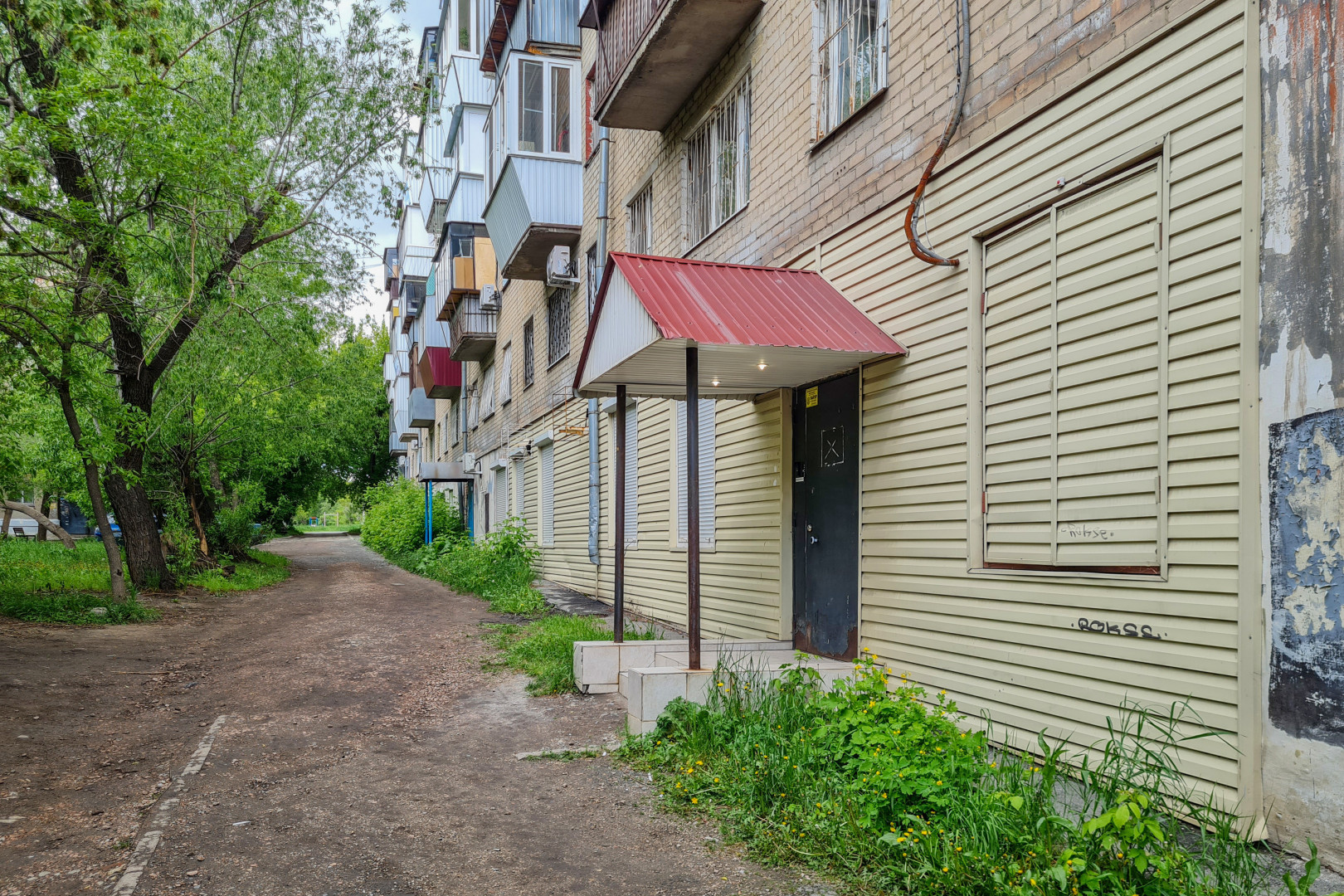 Сдам в аренду помещение свободного назначения 220 м.кв.