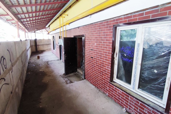 Фото: Сдам универсальное помещение 181.9 кв. метров в Академическом. test