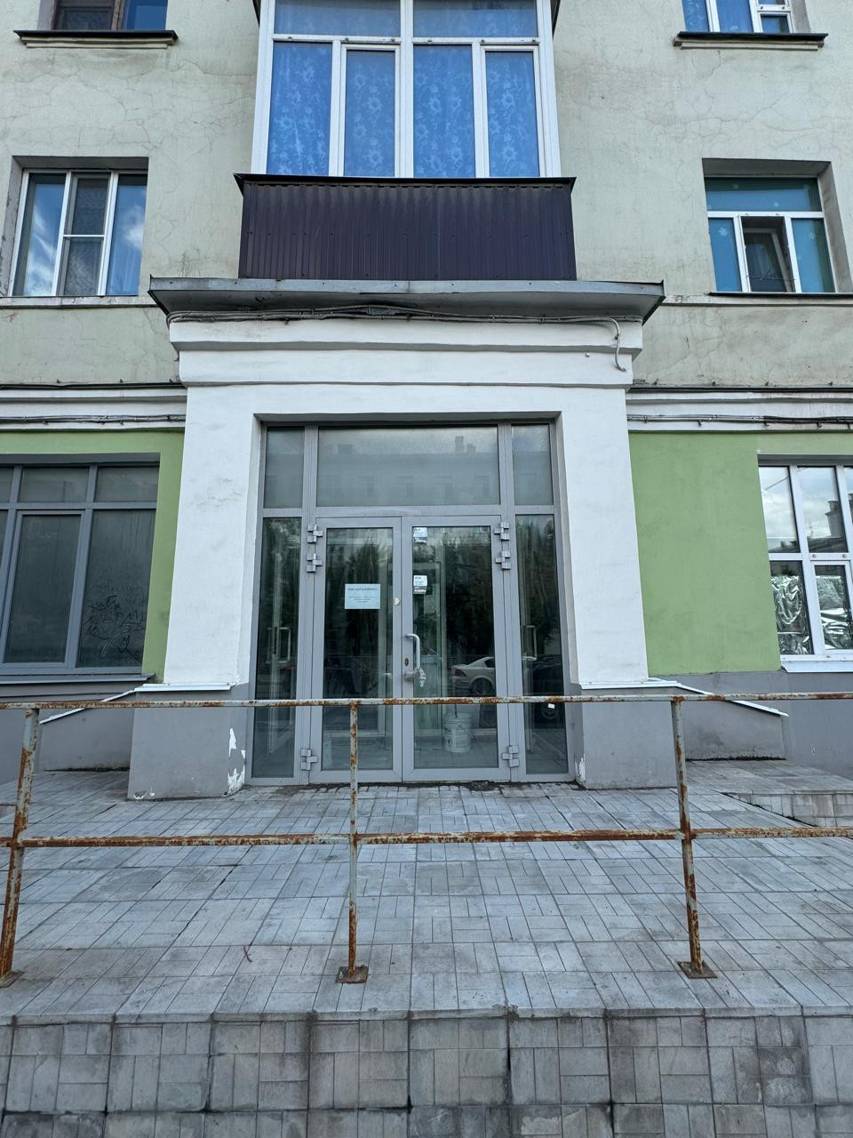 Сдам в аренду помещение свободного назначения 13.5 м.кв.