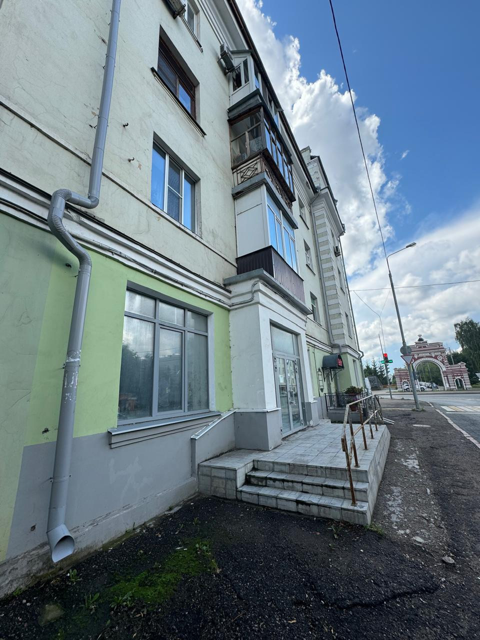 Сдам в аренду помещение свободного назначения 13.5 м.кв.